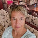 Iriska, 47 (5 , 0 )