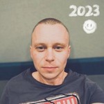Dmitriy, 31 (1 , 0 )