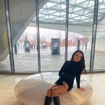 Elle, 38